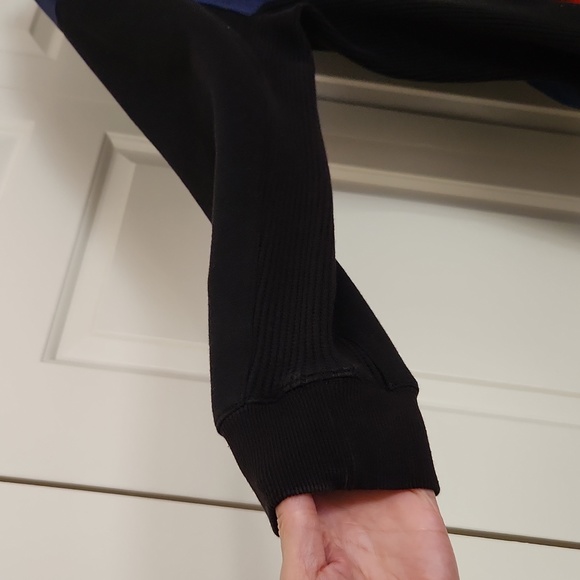 niko and...  men's Pleated pullover - Picture 5 of 6